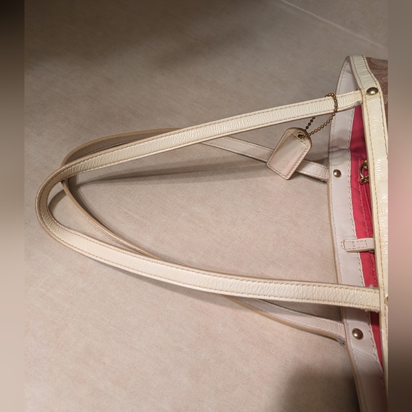 Coach Multi-Color Canvas Jacquard Handbag Purse Clasp Closure A0767-10859 - Picture 6 of 9